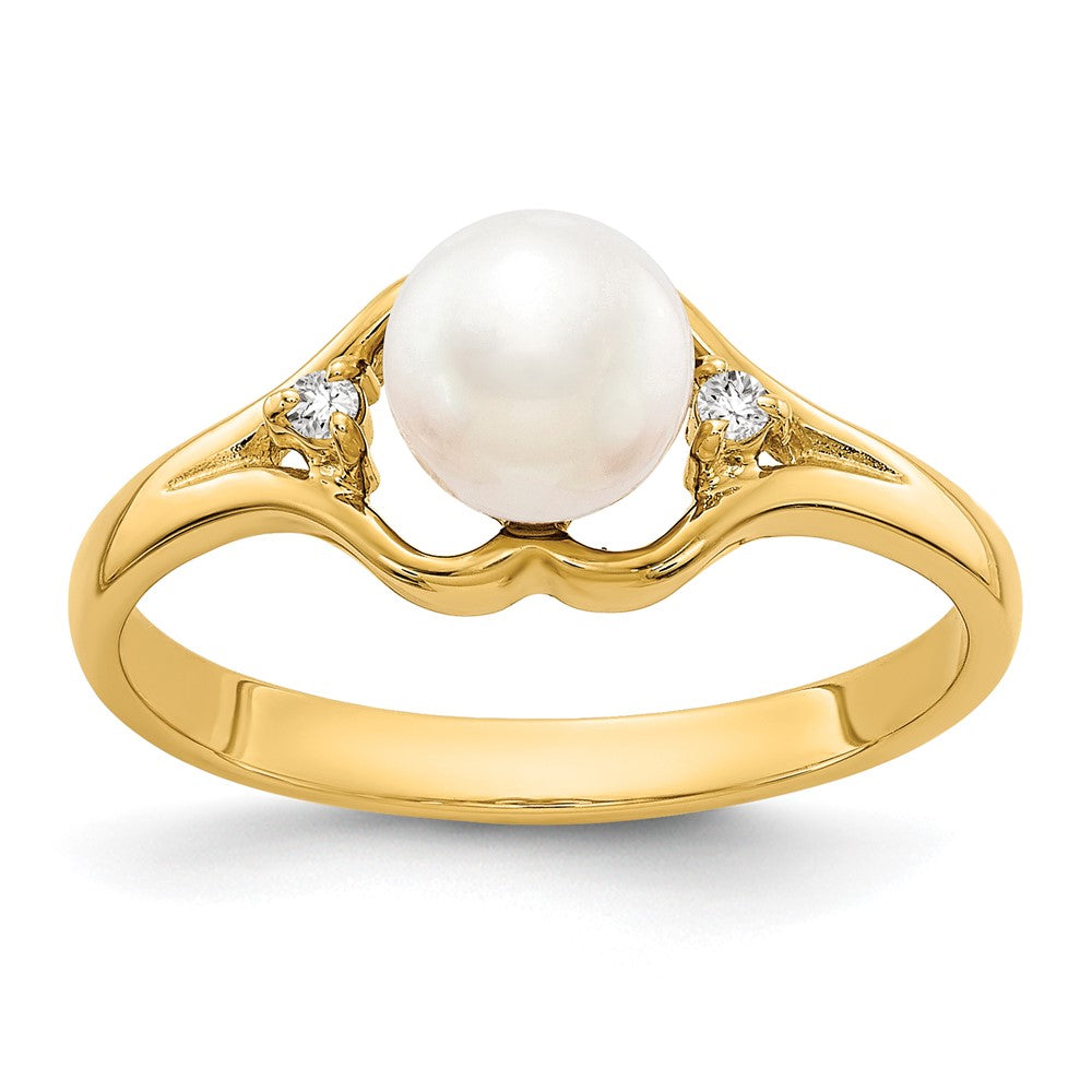 14k 6mm FW Cultured Pearl AAA Diamond ring