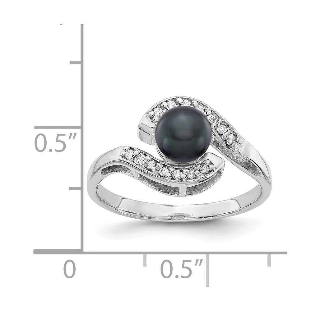 14k White Gold 5.5mm Black FW Cultured Pearl VS Diamond ring