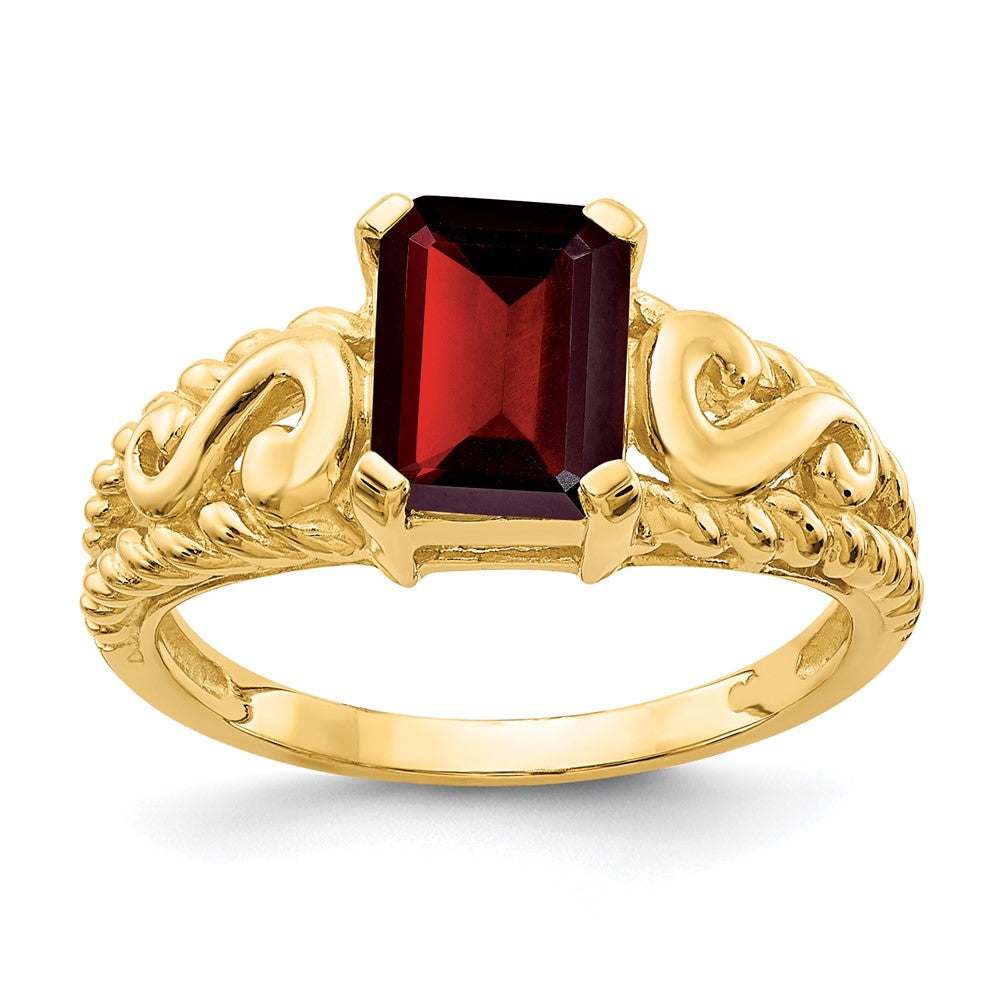 14k 8x6mm Emerald Cut Garnet ring