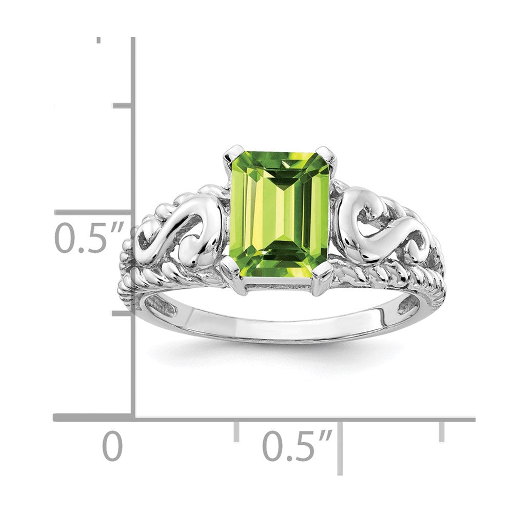 14k White Gold 8x6mm Emerald Cut Peridot ring