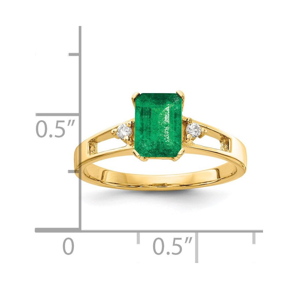 14k 7x5mm Emerald Cut Emerald A Diamond ring