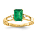 14k 7x5mm Emerald Cut Emerald VS Diamond ring